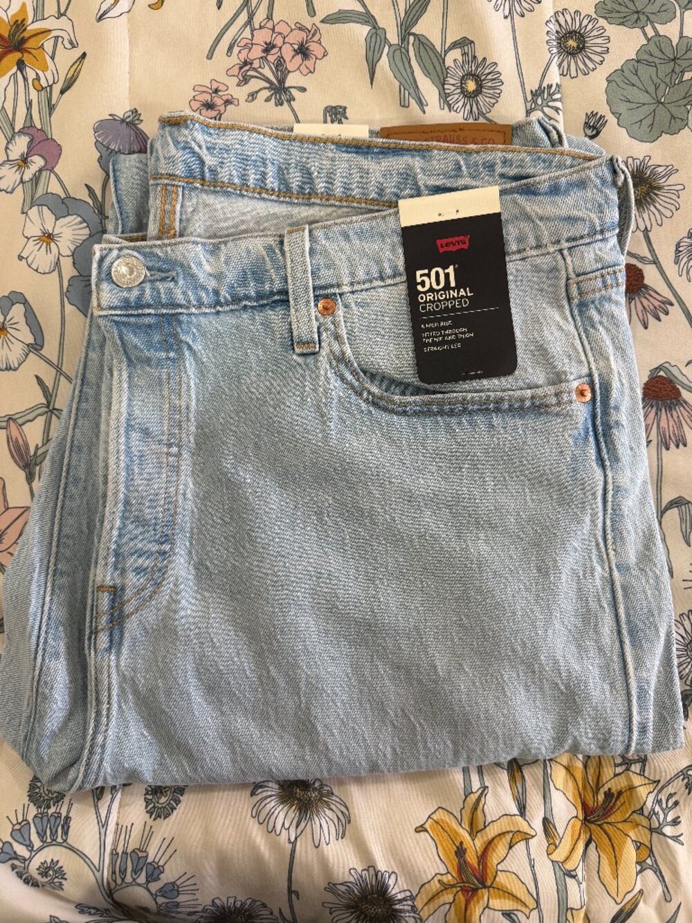 NEW WITH TAGS LEVIS 501® Original Cropped Women's Jeans SIZE 16W
